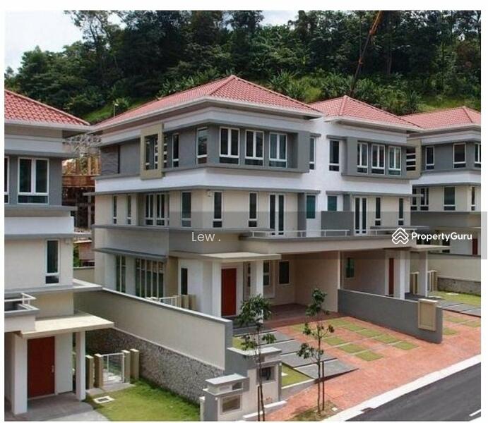 For Rent - Semi-Detached House at The Rafflesia