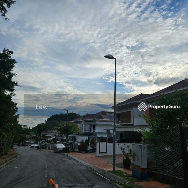 For Rent - Semi-Detached House at The Rafflesia