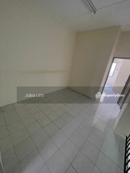 Untuk Disewa - Palm Walk
