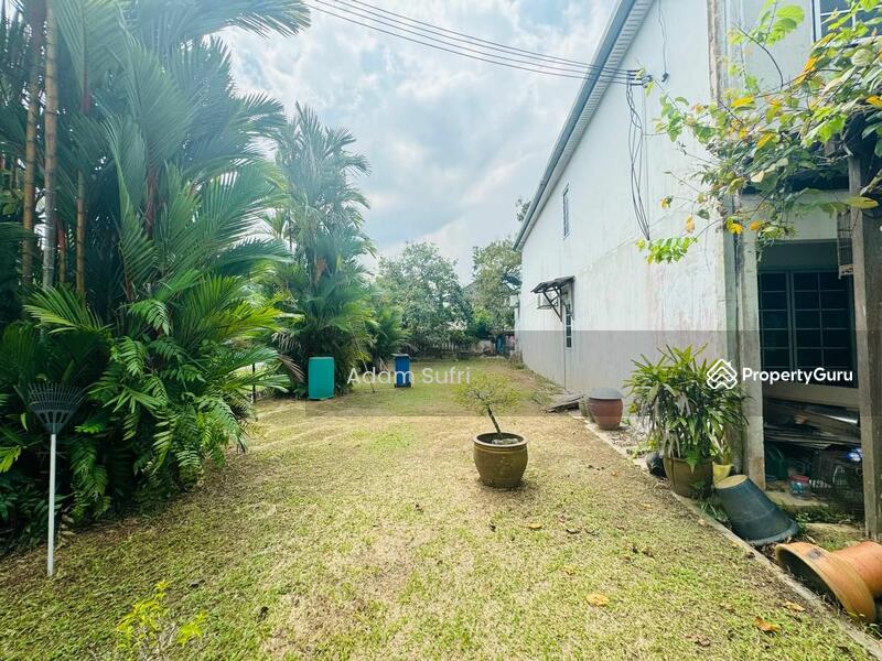 For Sale - 2-storey Terrace House at Seksyen 24