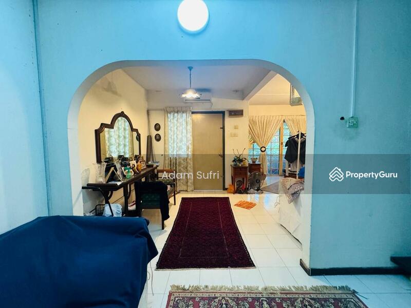 For Sale - 2-storey Terrace House at Seksyen 24