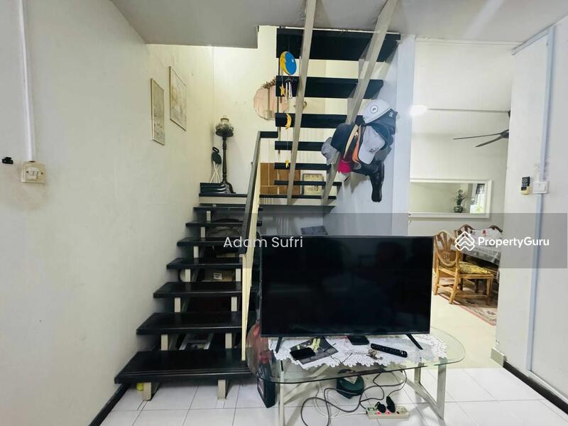 For Sale - 2-storey Terrace House at Seksyen 24