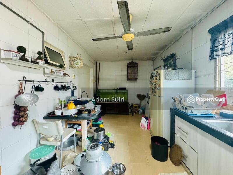 For Sale - 2-storey Terrace House at Seksyen 24