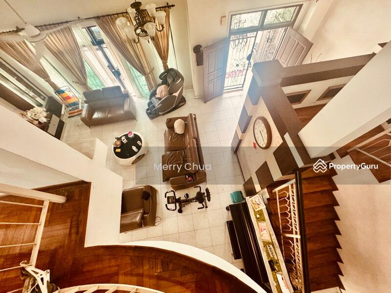 For Sale - Ulu Tiram Taman Pelangi Indah Jalan Pesona 2.5 Storey Semi D