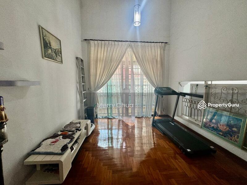For Sale - Ulu Tiram Taman Pelangi Indah Jalan Pesona 2.5 Storey Semi D