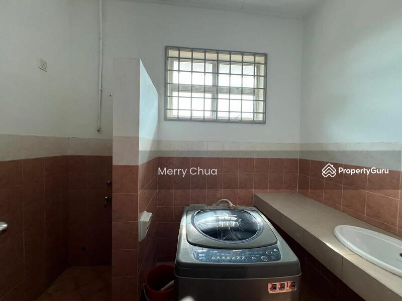 For Rent - Ulu Tiram Taman Gaya 1.5 Storey