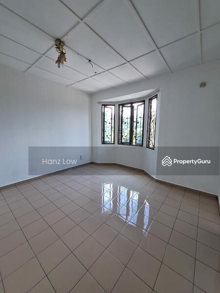 For Rent - ( No Facing House + Extended Kitchen) 2 Sty Saujana Puchong @ Puchong