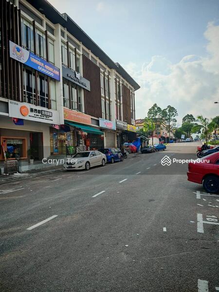 Untuk Dijual - Taman Cahaya Kota Puteri ( Intermediate Lot ) 3-Storey Commercial Shoplot