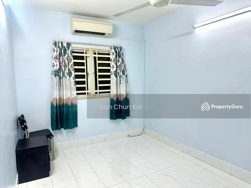 For Rent - Greenlane Park