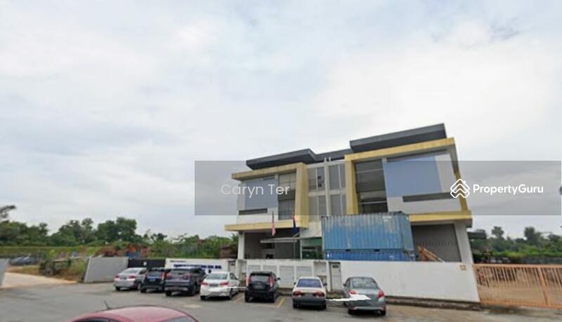 Untuk Disewa - Mount Austin 3 Storey Cluster Factory