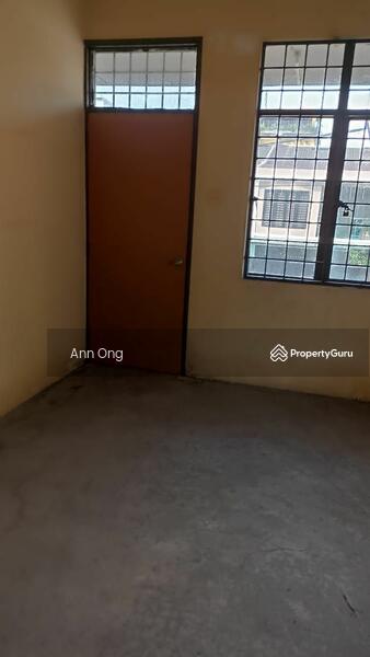 For Sale - 2-storey Terrace House at Taman Maju Jaya