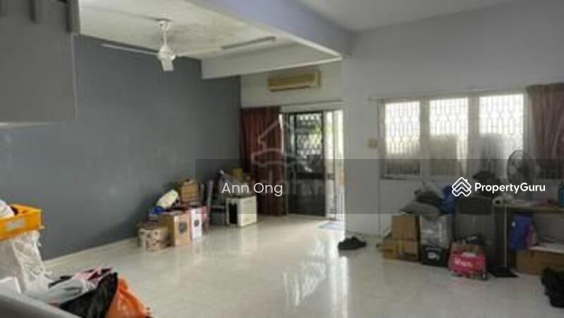 Untuk Dijual - 2-storey Terrace House at SS1