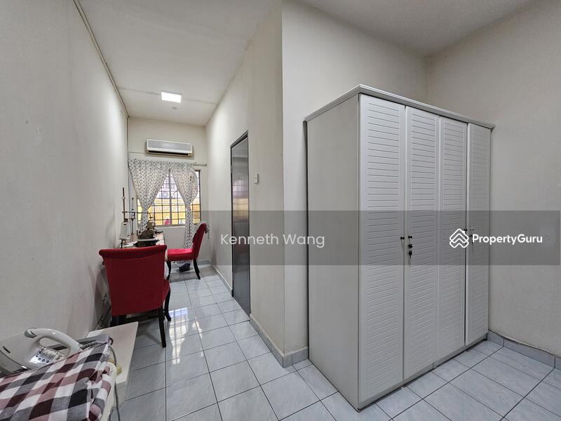 For Sale - Saujana Damansara