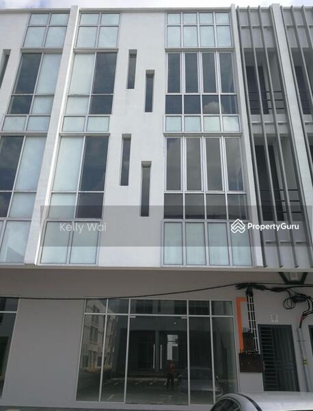 For Sale - OASIS 2 Tropica @ Danga Cove 3 Storey Shoplot For Sale