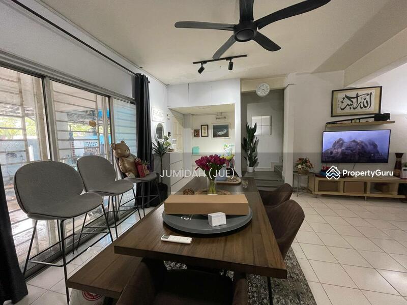Renovated & Extended 2 Storey Terrace, Pandamaran Klang