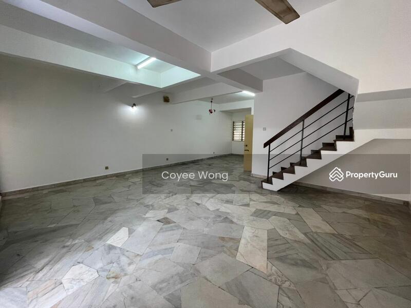 For Sale - Bandar Menjalara