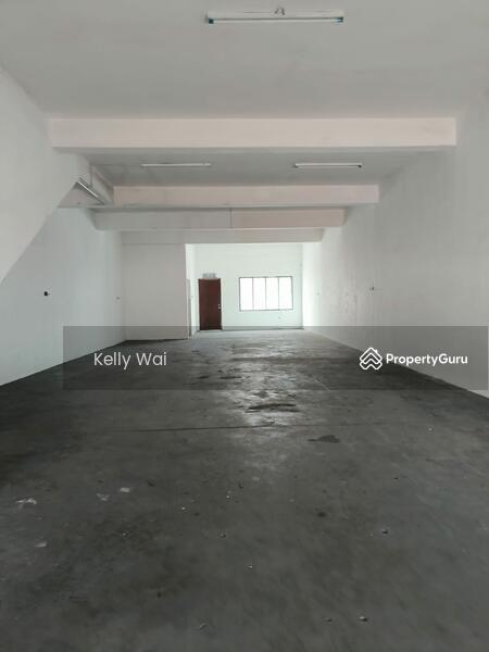 Untuk Dijual - Jalan Bukit Impian 16 @ Taman Impian Emas Double Storey Shoplot For Sale