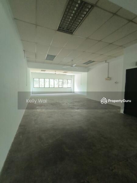 Untuk Dijual - Jalan Bukit Impian 16 @ Taman Impian Emas Double Storey Shoplot For Sale