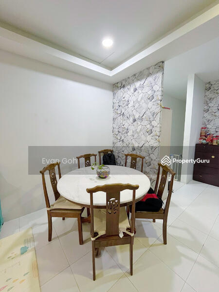 Untuk Dijual - The Lake Residence