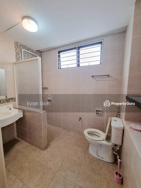 For Sale - Puteri 11