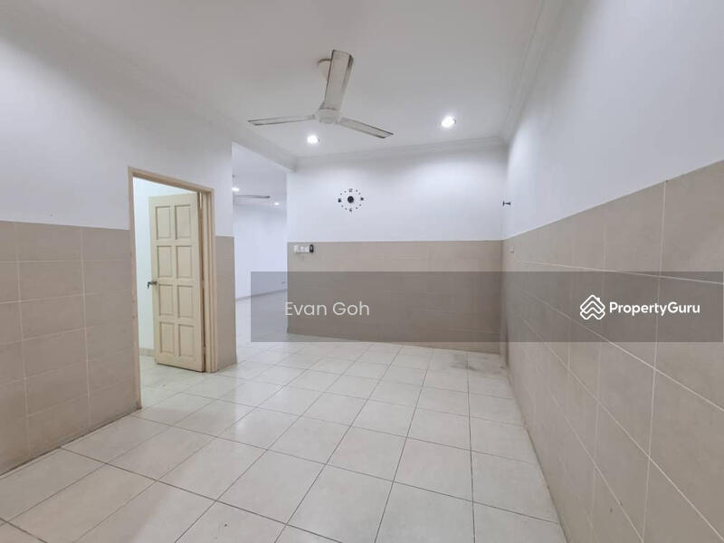 For Sale - Puteri 11