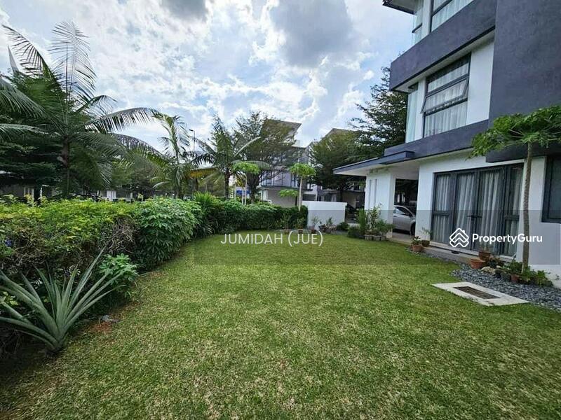 3 Storey Semi Detached (Corner Unit) @ Sera Twin Villa, Precint 8, Putrajaya