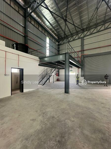 For Rent - FACTORY WAREHOUSE RENT AT BATU MAUNG BAYAN LEPAS WITH 300 AMP