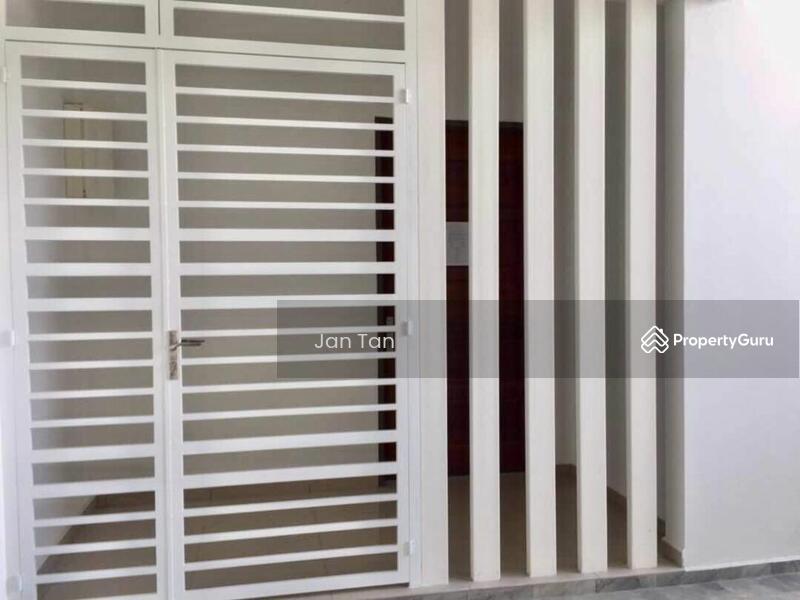 Untuk Dijual - Tree Sparina