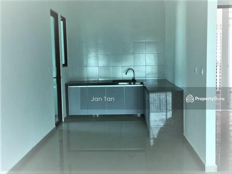 Untuk Dijual - Tree Sparina