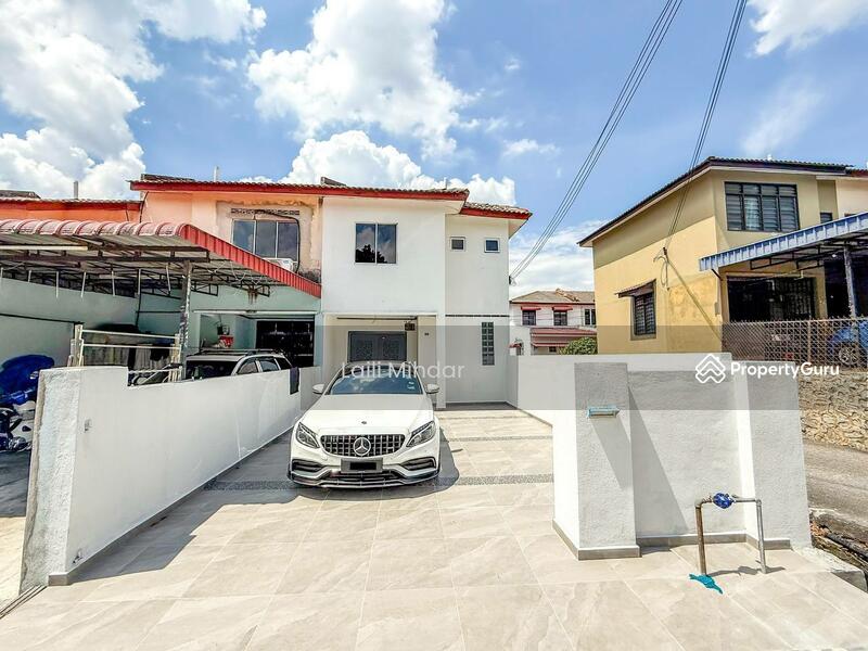 For Sale - Taman Bakawali Bukit Sentosa Double Storey Terrace House For Sale End Lot