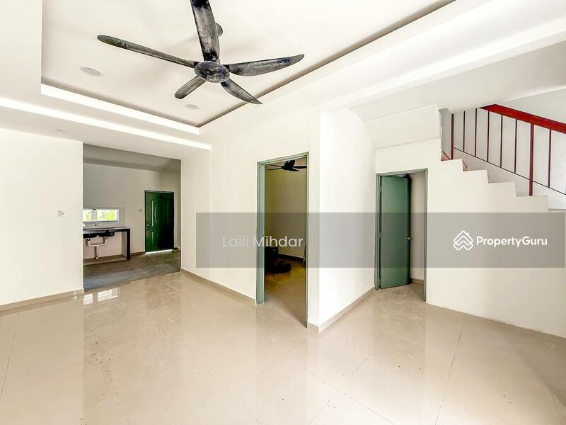 For Sale - Taman Bakawali Bukit Sentosa Double Storey Terrace House For Sale End Lot