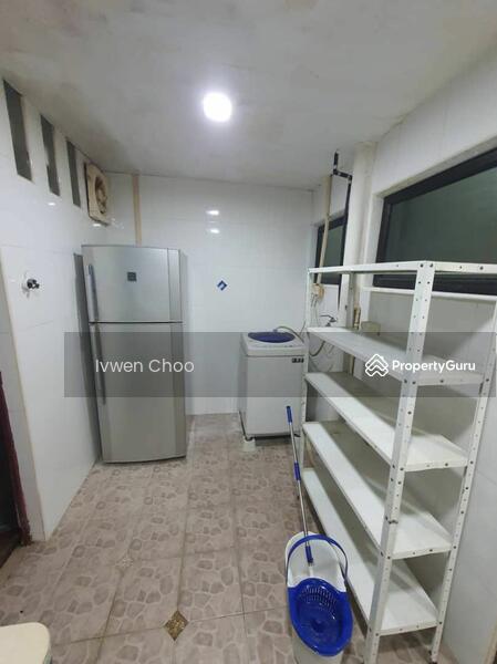 For Rent - Taman Daya
