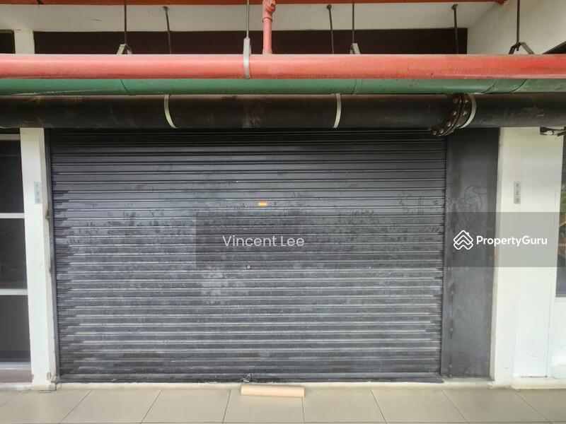 For Sale - Emira Residence Shop Lot for Sale