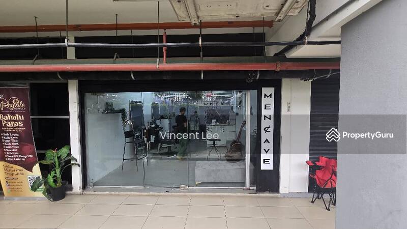 For Sale - Emira Residence Shop Lot for Sale