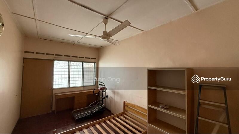 For Sale - 2-storey Terrace House at Happy Garden
