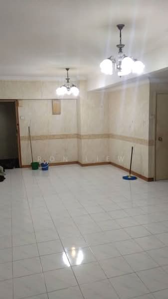 Kondominium untuk Disewa di Faber Ria - Ron Liew - Living Room - PropertyGuru.com.my