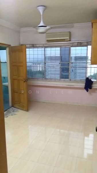 Kondominium untuk Disewa di Faber Ria - Ron Liew - Living Room - PropertyGuru.com.my