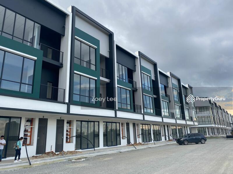 For Rent - Shop at Taman Mount Austin