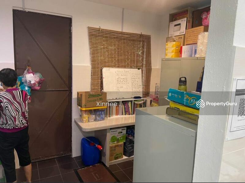 For Sale - Greenlane Double Storey Terrace Corner Unit