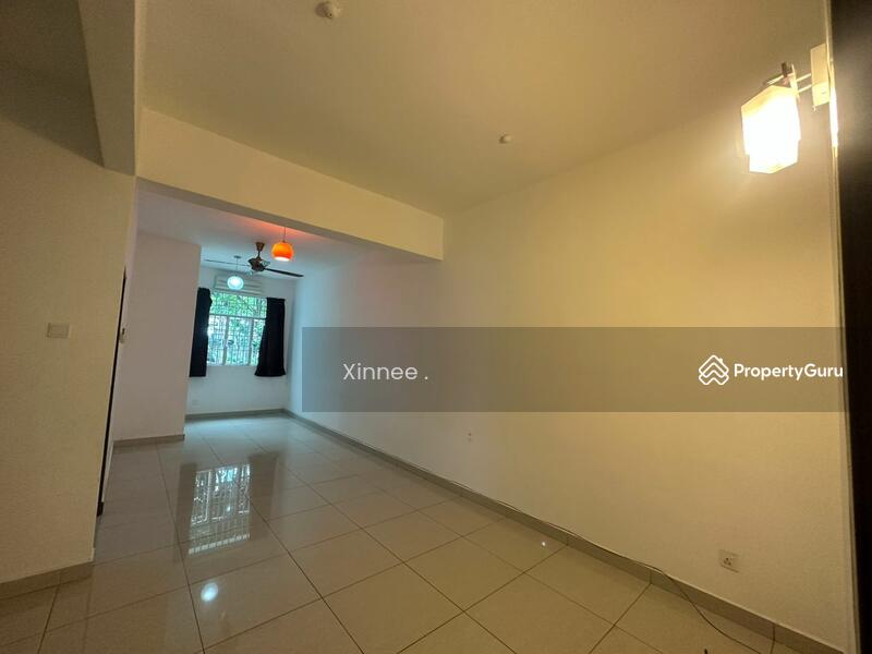 Untuk Dijual - Greenlane Triple Storey Terrace
