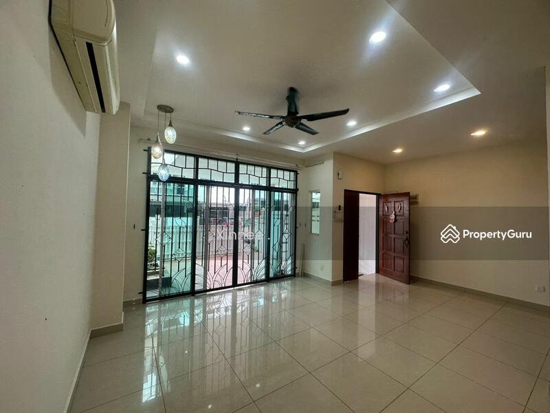 Untuk Dijual - Greenlane Triple Storey Terrace