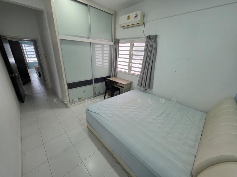 Untuk Dijual - One World 2 (1-Sky)