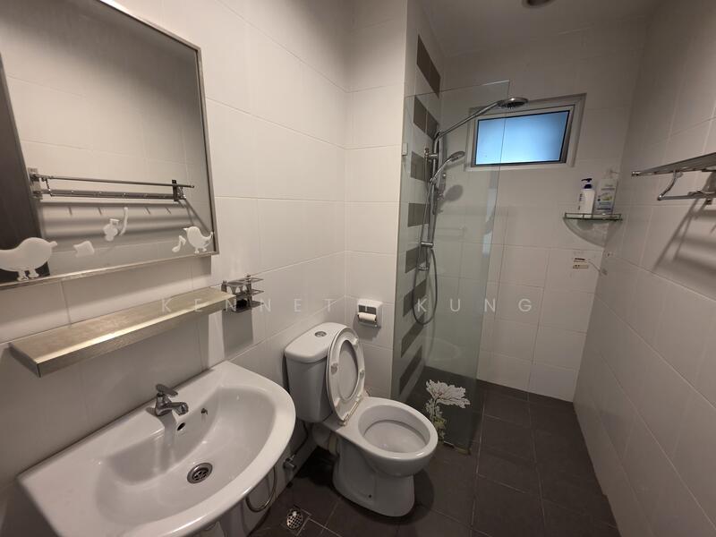 Untuk Dijual - One World 2 (1-Sky)