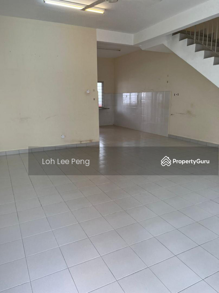 For Sale - 2-storey Terrace House at Bandar Layangkasa