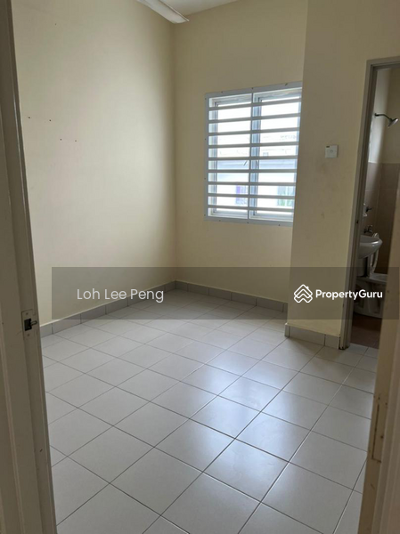 For Sale - 2-storey Terrace House at Bandar Layangkasa
