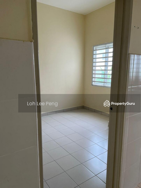 For Sale - 2-storey Terrace House at Bandar Layangkasa