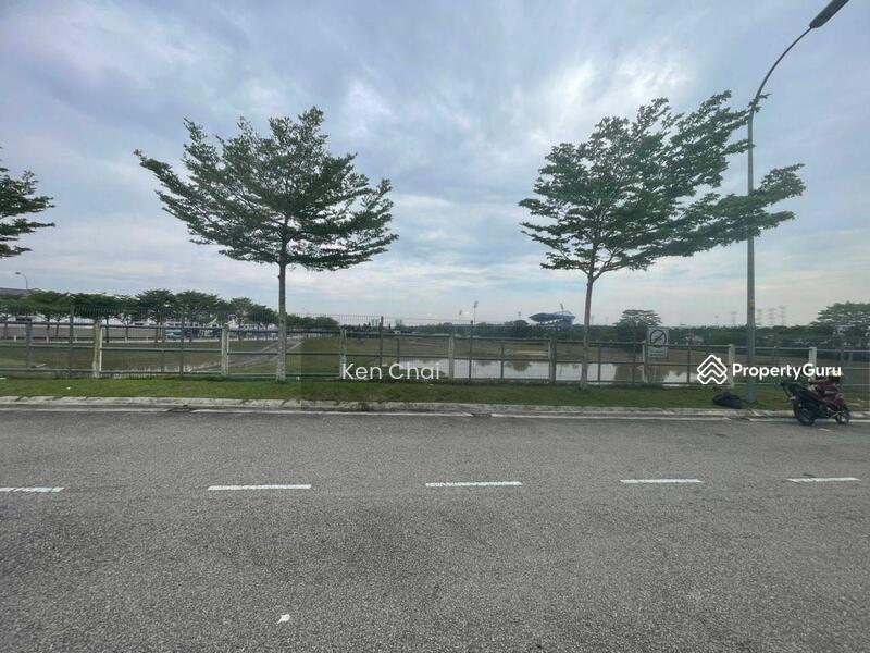 For Sale - Austin Duta