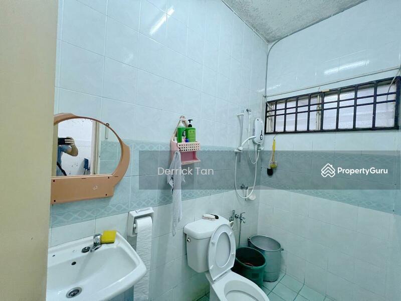 Rumah Teres 2 Tingkat untuk Dijual di Bandar Putra (Kulai) - Derrick Tan - PropertyGuru.com.my