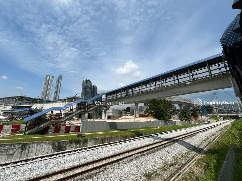 Untuk Dijual - JB Town Wadihana ( 4 Blocks Adjoining Unit ) 4-Storey Shoplot