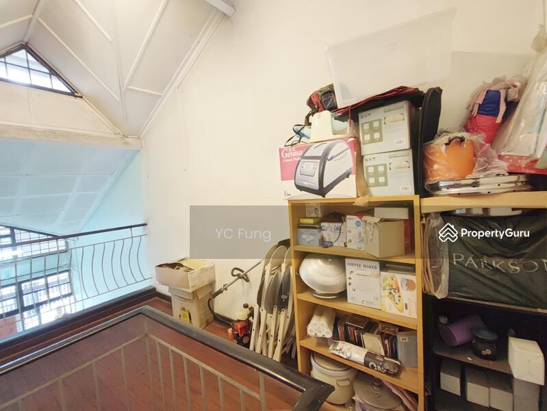 For Sale - Taman Molek